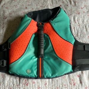 Good to go dog life jacket. I put measurements to decide size. Not marked.